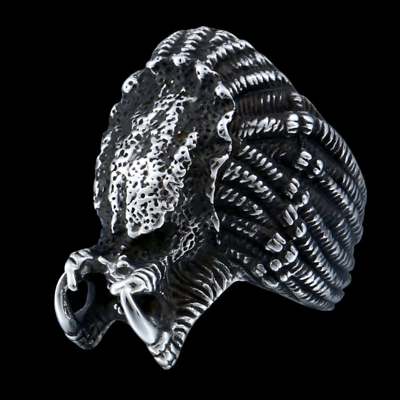 ALIEN PREDATOR