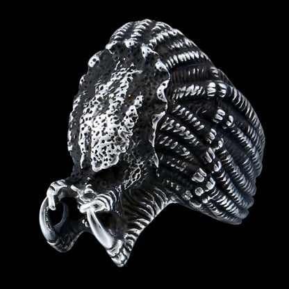 ALIEN PREDATOR