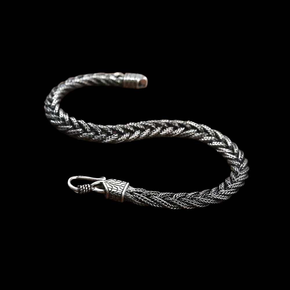 FROSTBITE COIL - 925 STERLING SILVER