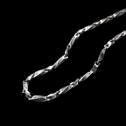 CHAIN OF OATHS - 925 STERLING SILVER